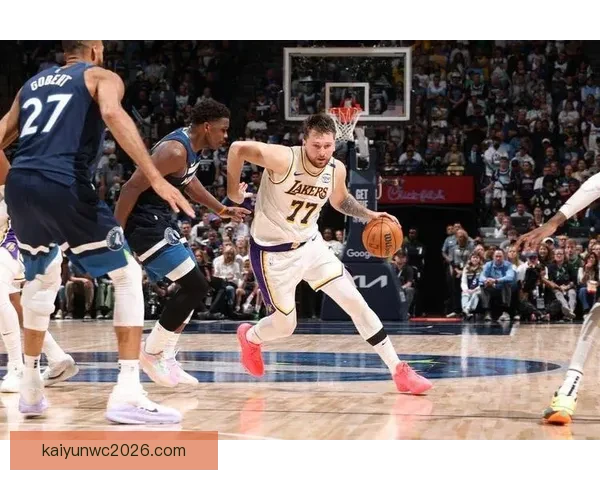詹姆斯创NBA新纪录 东契奇42分助力刷新队史第一人
